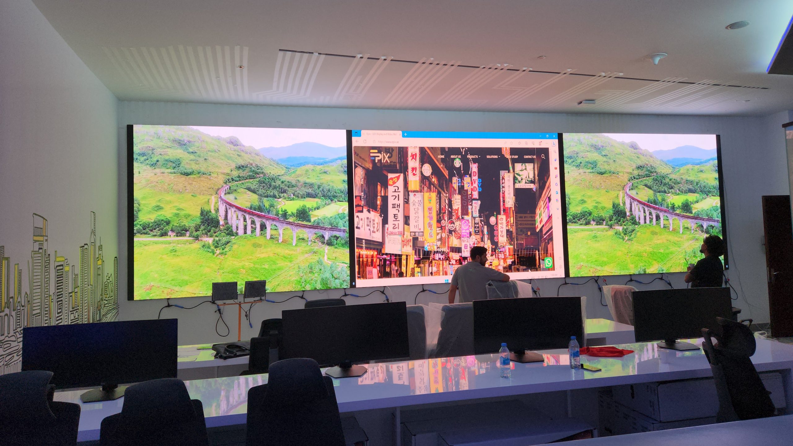 Control Room LED Screen Flipchip COB 0.97mm pixel